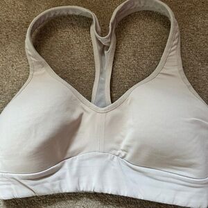 Lululemon nude sports bra